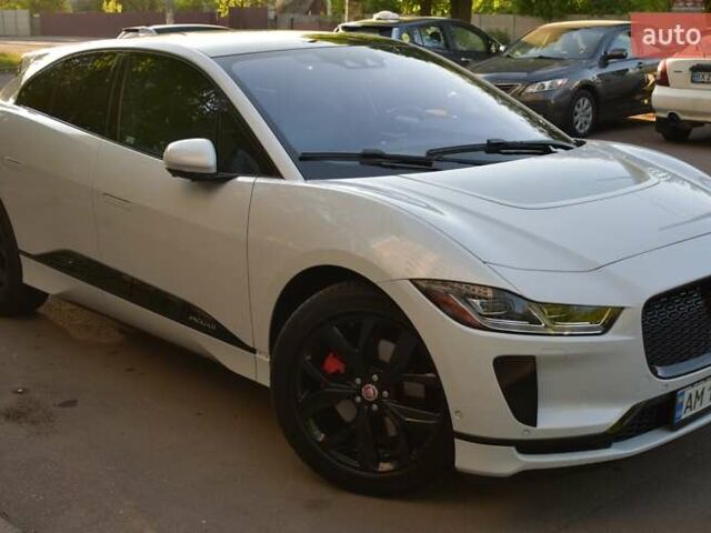 Белый Ягуар I-Pace, объемом двигателя 0 л и пробегом 61 тыс. км за 25000 $, фото 1 на Automoto.ua