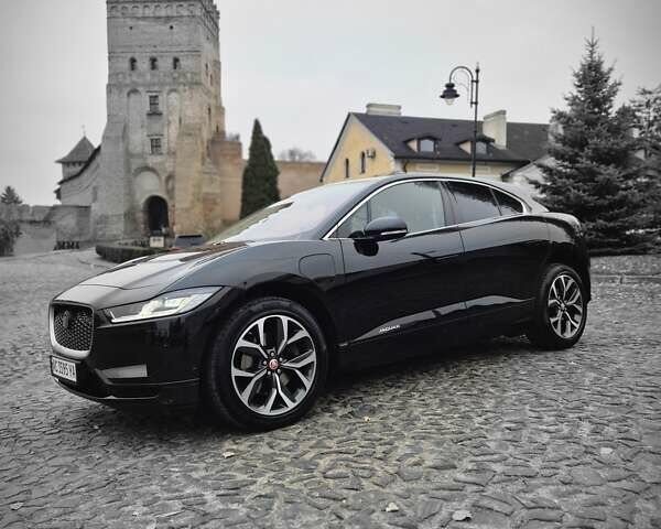 Черный Ягуар I-Pace, объемом двигателя 0 л и пробегом 179 тыс. км за 25500 $, фото 1 на Automoto.ua