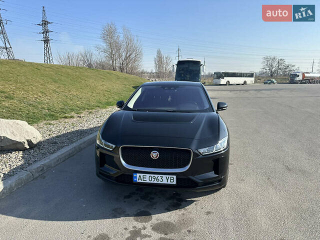 Черный Ягуар I-Pace, объемом двигателя 0 л и пробегом 93 тыс. км за 25000 $, фото 1 на Automoto.ua