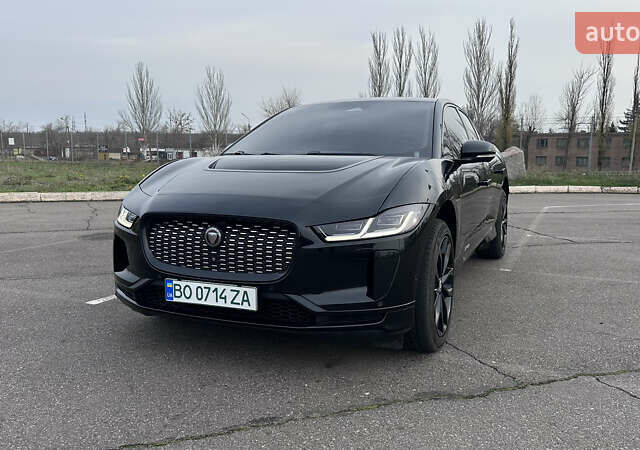 Черный Ягуар I-Pace, объемом двигателя 0 л и пробегом 149 тыс. км за 22300 $, фото 1 на Automoto.ua