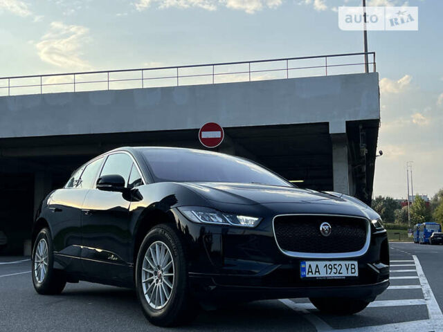 Черный Ягуар I-Pace, объемом двигателя 0 л и пробегом 52 тыс. км за 36400 $, фото 1 на Automoto.ua