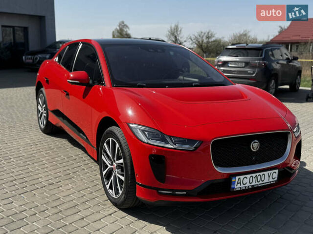 Красный Ягуар I-Pace, объемом двигателя 0 л и пробегом 123 тыс. км за 30000 $, фото 1 на Automoto.ua