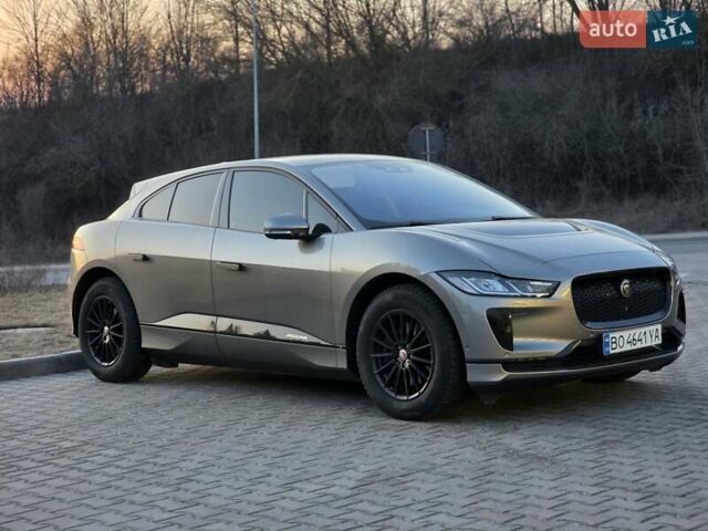 Серый Ягуар I-Pace, объемом двигателя 0 л и пробегом 141 тыс. км за 20499 $, фото 1 на Automoto.ua