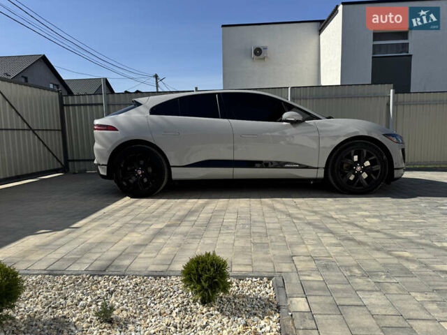 Серый Ягуар I-Pace, объемом двигателя 0 л и пробегом 72 тыс. км за 26000 $, фото 1 на Automoto.ua