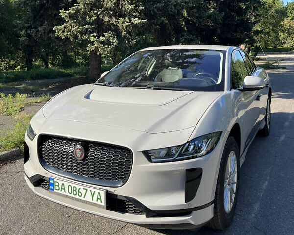 Серый Ягуар I-Pace, объемом двигателя 0 л и пробегом 108 тыс. км за 26000 $, фото 1 на Automoto.ua