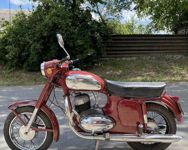 ЯВА 350 Classic 1976 в Виннице на Automoto.ua Красный ЯВА 350 Classic, объемом двигателя 0.35 л и пробегом 1 тыс. км за 1100 $, фото 1 на Automoto.ua