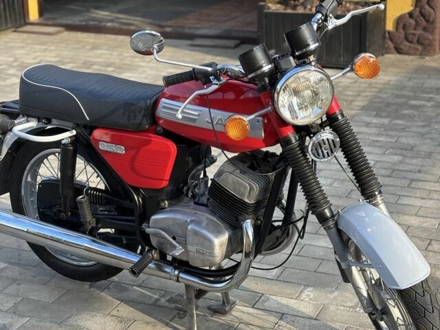 Красный ЯВА Другая, объемом двигателя 0.4 л и пробегом 20 тыс. км за 1850 $, фото 1 на Automoto.ua