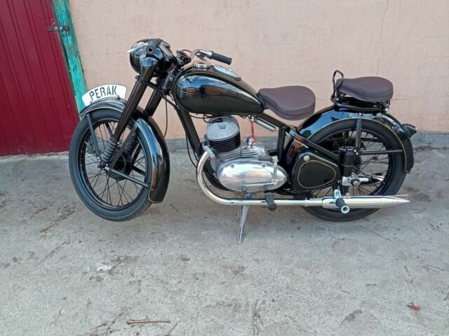 ЯВА Другая, объемом двигателя 0.35 л и пробегом 0 тыс. км за 11611 $, фото 1 на Automoto.ua