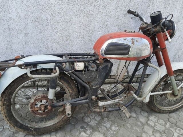 ЯВА Другая 1977 в Луцке на Automoto.ua ЯВА Другая, объемом двигателя 0.35 л и пробегом 0 тыс. км за 150 $, фото 1 на Automoto.ua