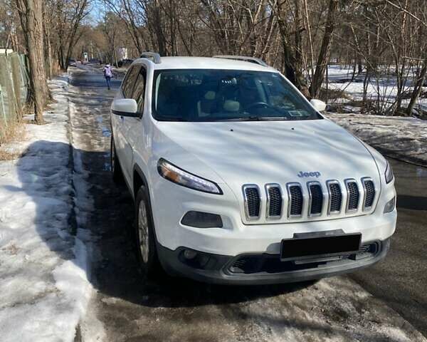 Білий Джип Cherokee, об'ємом двигуна 2.36 л та пробігом 399 тис. км за 8900 $, фото 1 на Automoto.ua