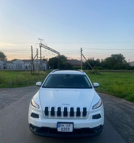 Белый Джип Чероки, объемом двигателя 3.24 л и пробегом 272 тыс. км за 12200 $, фото 1 на Automoto.ua