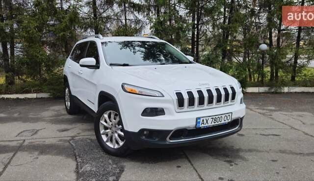 Білий Джип Cherokee, об'ємом двигуна 2.4 л та пробігом 161 тис. км за 15400 $, фото 1 на Automoto.ua