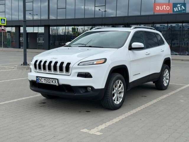 Білий Джип Cherokee, об'ємом двигуна 3.24 л та пробігом 120 тис. км за 15900 $, фото 1 на Automoto.ua