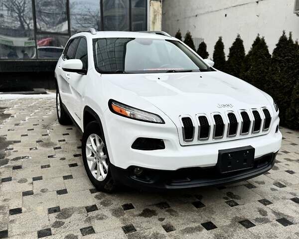 Білий Джип Cherokee, об'ємом двигуна 2.36 л та пробігом 95 тис. км за 14500 $, фото 1 на Automoto.ua