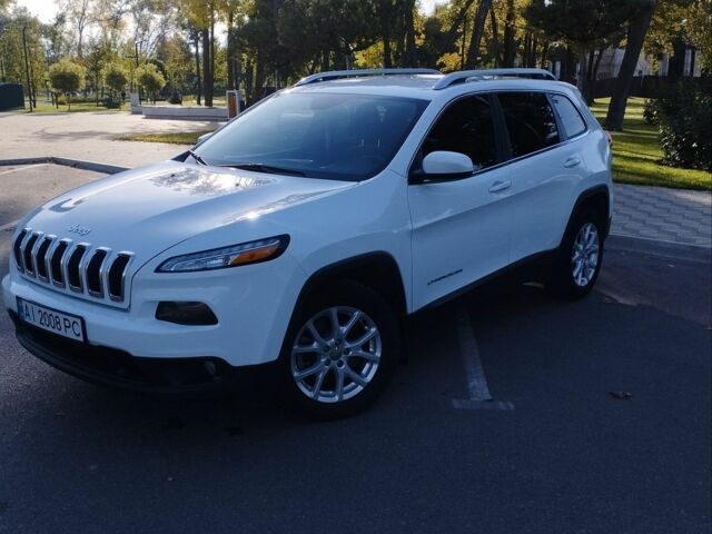 Білий Джип Cherokee, об'ємом двигуна 2.36 л та пробігом 142 тис. км за 12500 $, фото 1 на Automoto.ua
