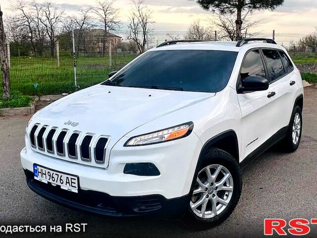Белый Джип Чероки, объемом двигателя 2.4 л и пробегом 103 тыс. км за 13000 $, фото 1 на Automoto.ua