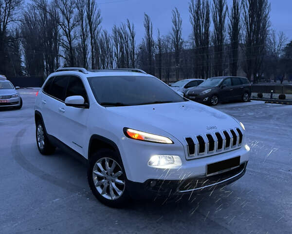 Білий Джип Cherokee, об'ємом двигуна 3.24 л та пробігом 121 тис. км за 16500 $, фото 1 на Automoto.ua