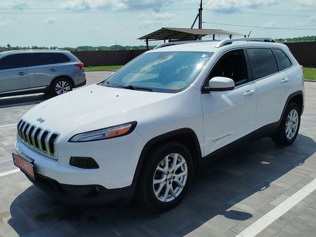 Білий Джип Cherokee, об'ємом двигуна 2.4 л та пробігом 198 тис. км за 11200 $, фото 1 на Automoto.ua