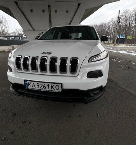 Белый Джип Чероки, объемом двигателя 2.4 л и пробегом 192 тыс. км за 12000 $, фото 1 на Automoto.ua