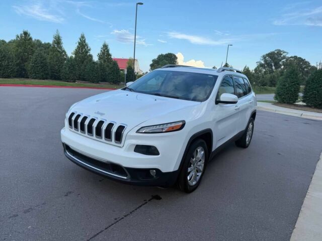 Білий Джип Cherokee, об'ємом двигуна 2.4 л та пробігом 68 тис. км за 6500 $, фото 1 на Automoto.ua