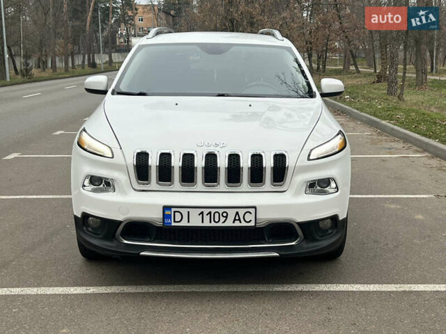 Білий Джип Cherokee, об'ємом двигуна 2.36 л та пробігом 146 тис. км за 13700 $, фото 1 на Automoto.ua