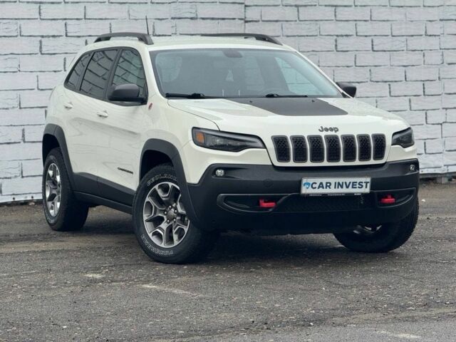 Джип Чероки 2018 в Киеве на Automoto.ua Белый Джип Чероки, объемом двигателя 3.2 л и пробегом 106 тыс. км за 21000 $, фото 1 на Automoto.ua
