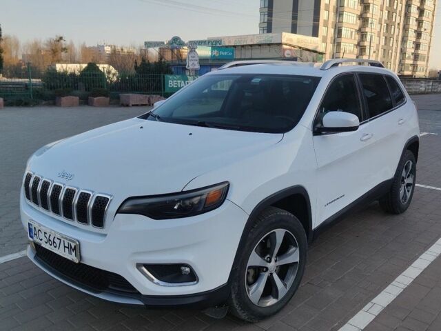Білий Джип Cherokee, об'ємом двигуна 3.24 л та пробігом 138 тис. км за 17000 $, фото 1 на Automoto.ua