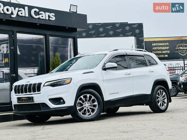 Білий Джип Cherokee, об'ємом двигуна 2.36 л та пробігом 150 тис. км за 17900 $, фото 1 на Automoto.ua