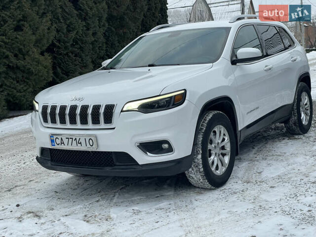 Белый Джип Чероки, объемом двигателя 2.4 л и пробегом 117 тыс. км за 16700 $, фото 1 на Automoto.ua