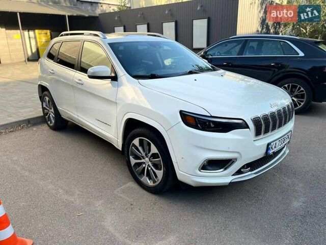 Білий Джип Cherokee, об'ємом двигуна 3.24 л та пробігом 124 тис. км за 21500 $, фото 1 на Automoto.ua