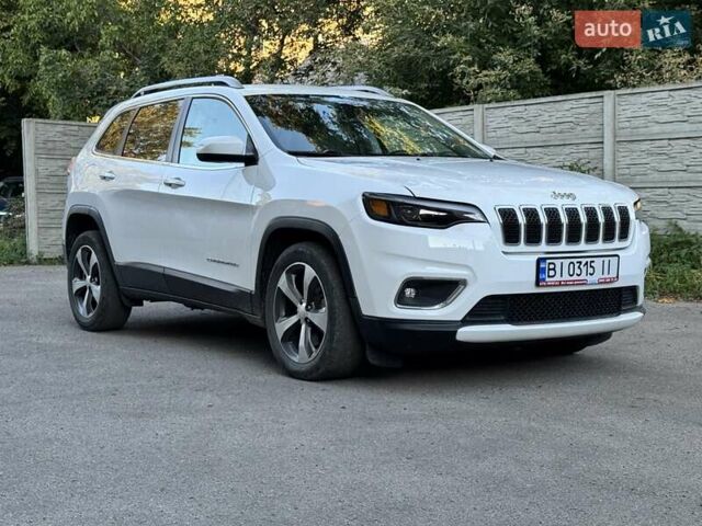 Джип Чероки 2019 в Полтаве на Automoto.ua Белый Джип Чероки, объемом двигателя 2.36 л и пробегом 115 тыс. км за 17000 $, фото 1 на Automoto.ua