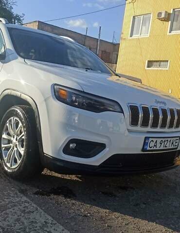 Белый Джип Чероки, объемом двигателя 2.4 л и пробегом 59 тыс. км за 14900 $, фото 1 на Automoto.ua
