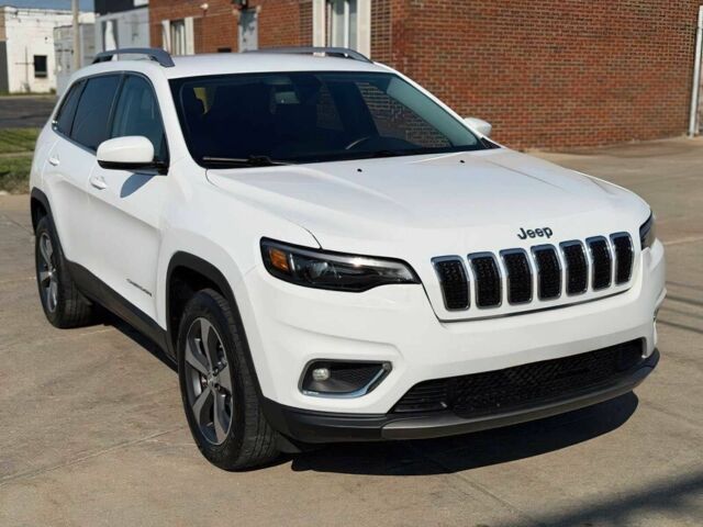 Білий Джип Cherokee, об'ємом двигуна 3.2 л та пробігом 40 тис. км за 5000 $, фото 1 на Automoto.ua