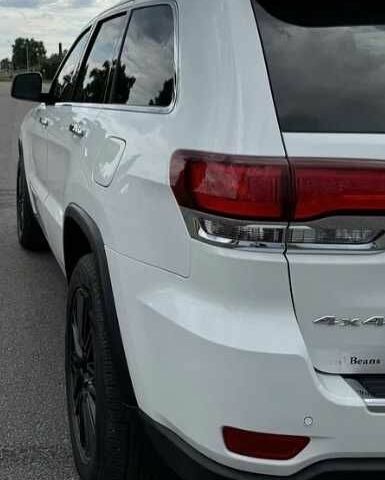 Білий Джип Cherokee, об'ємом двигуна 3.6 л та пробігом 74 тис. км за 22000 $, фото 1 на Automoto.ua