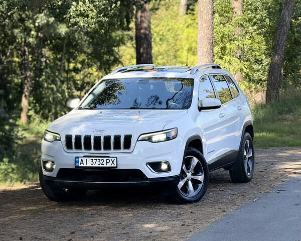 Білий Джип Cherokee, об'ємом двигуна 3.24 л та пробігом 148 тис. км за 19900 $, фото 1 на Automoto.ua