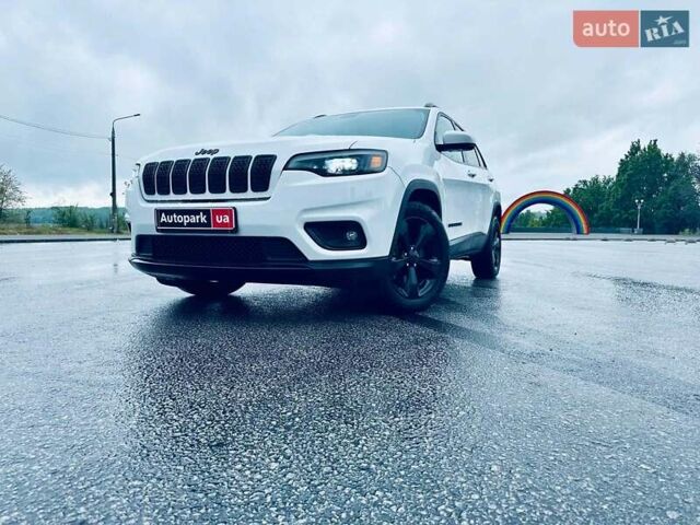 Білий Джип Cherokee, об'ємом двигуна 2.4 л та пробігом 131 тис. км за 17990 $, фото 1 на Automoto.ua