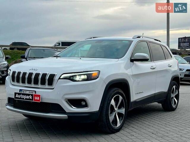Білий Джип Cherokee, об'ємом двигуна 3.2 л та пробігом 76 тис. км за 18790 $, фото 1 на Automoto.ua