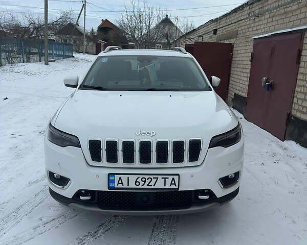Белый Джип Чероки, объемом двигателя 3.24 л и пробегом 99 тыс. км за 24000 $, фото 1 на Automoto.ua