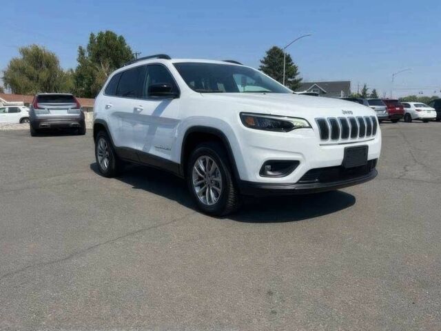 Белый Джип Чероки, объемом двигателя 3.2 л и пробегом 16 тыс. км за 13600 $, фото 1 на Automoto.ua