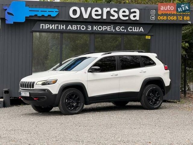 Білий Джип Cherokee, об'ємом двигуна 3.24 л та пробігом 84 тис. км за 24500 $, фото 1 на Automoto.ua