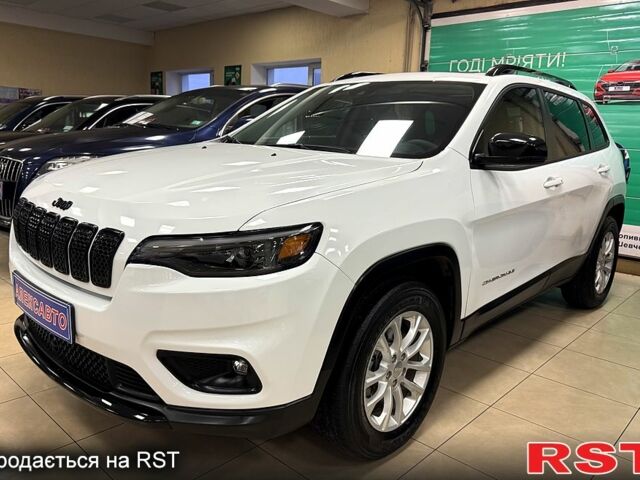 Білий Джип Cherokee, об'ємом двигуна 2 л та пробігом 19 тис. км за 24900 $, фото 1 на Automoto.ua