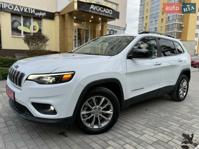 Белый Джип Чероки, объемом двигателя 3.24 л и пробегом 73 тыс. км за 18500 $, фото 1 на Automoto.ua