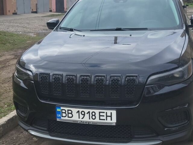Чорний Джип Cherokee, об'ємом двигуна 2.4 л та пробігом 110 тис. км за 15500 $, фото 1 на Automoto.ua
