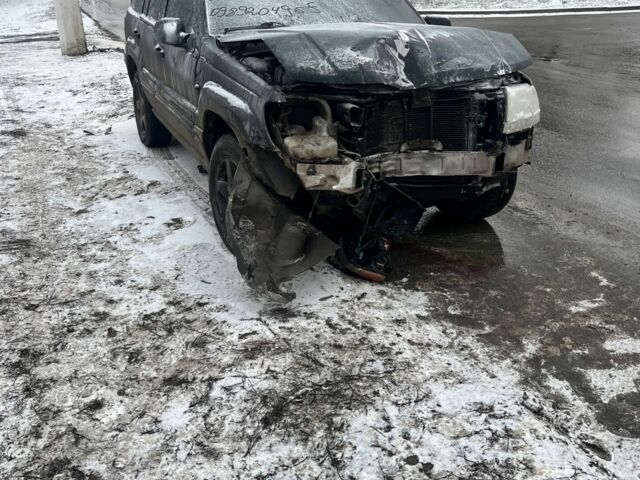 Чорний Джип Cherokee, об'ємом двигуна 0 л та пробігом 240 тис. км за 3000 $, фото 1 на Automoto.ua