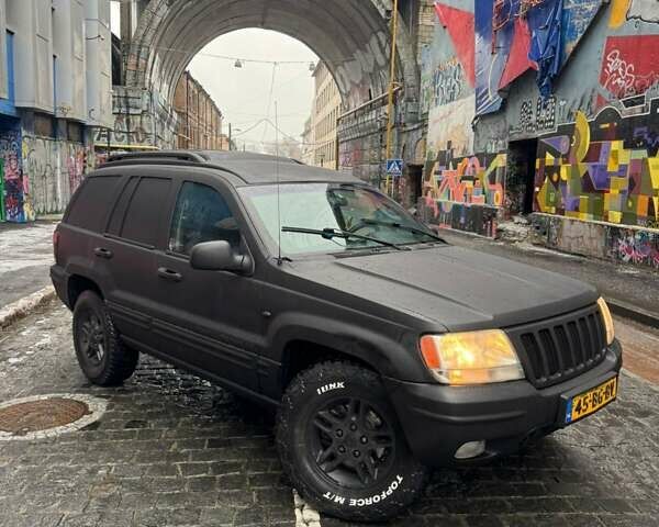 Черный Джип Чероки, объемом двигателя 2.7 л и пробегом 330 тыс. км за 3000 $, фото 1 на Automoto.ua