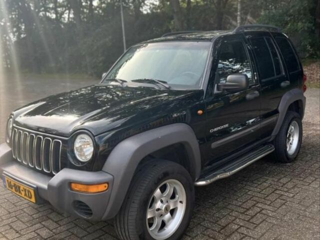 Чорний Джип Cherokee, об'ємом двигуна 2.7 л та пробігом 250 тис. км за 4512 $, фото 1 на Automoto.ua