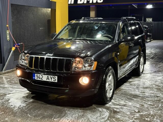 Чорний Джип Cherokee, об'ємом двигуна 3 л та пробігом 319 тис. км за 5000 $, фото 1 на Automoto.ua