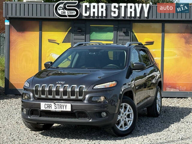 Чорний Джип Cherokee, об'ємом двигуна 2.4 л та пробігом 139 тис. км за 12500 $, фото 1 на Automoto.ua