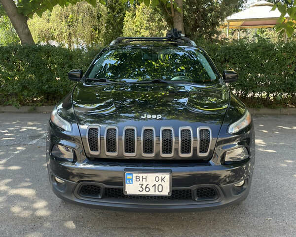 Чорний Джип Cherokee, об'ємом двигуна 3.24 л та пробігом 247 тис. км за 14000 $, фото 1 на Automoto.ua