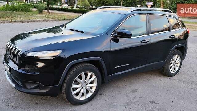 Джип Чероки 2015 в Киеве на Automoto.ua Черный Джип Чероки, объемом двигателя 3.24 л и пробегом 155 тыс. км за 15600 $, фото 1 на Automoto.ua